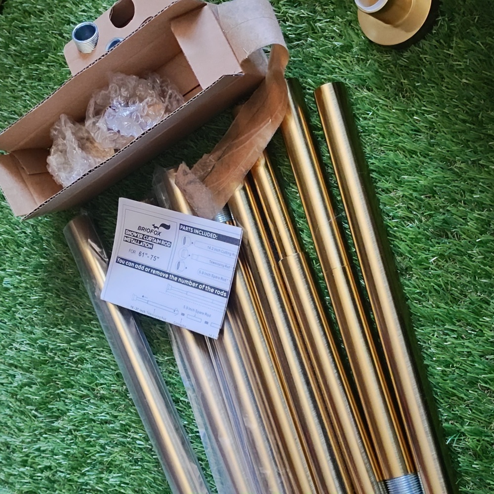 Gold curtain Rods - Picture 7 of 12